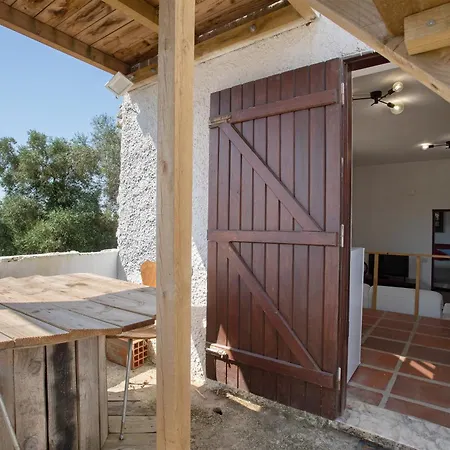 Casa Do Pitagudo בית נופש טורס ודראס
